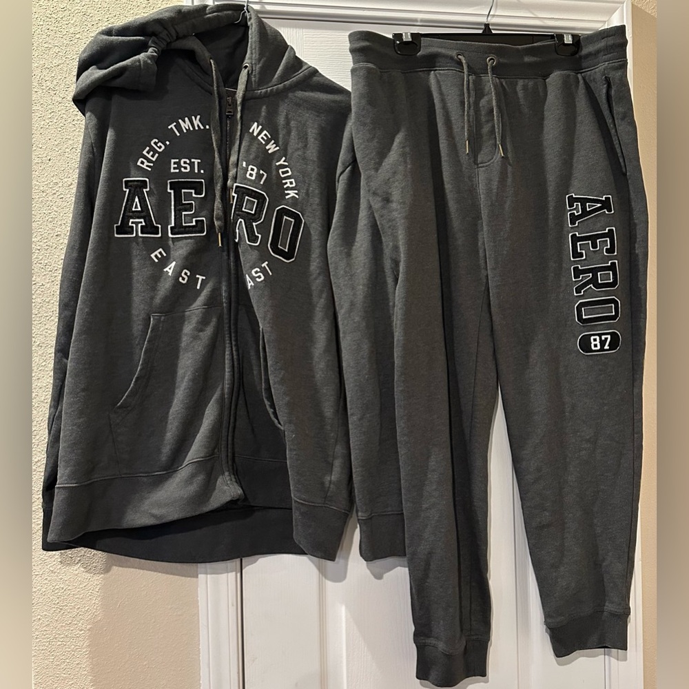 Men’s Sweat Suit